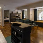 Bed & Books By Wonderful Italy Διαμέρισμα *